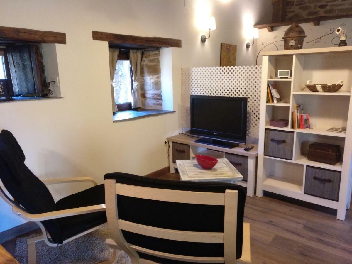 Triufe Casa Rural Calma Del Lago المظهر الخارجي الصورة